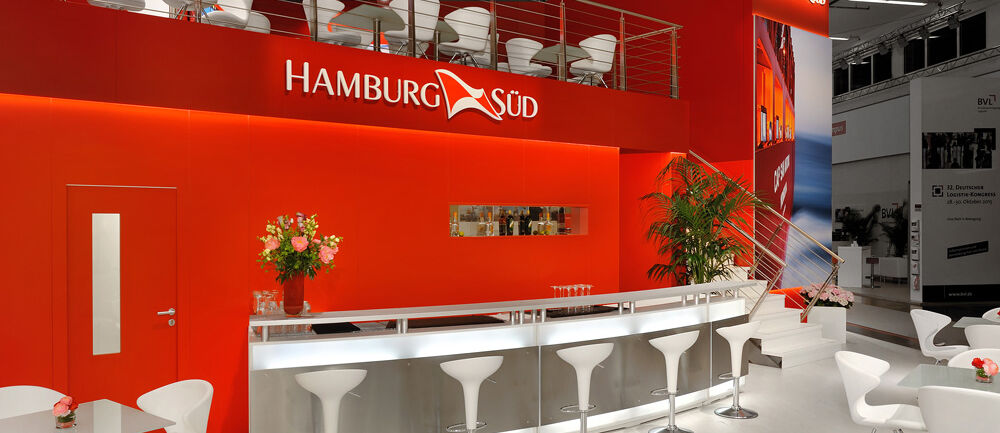 Messestand Hamburg Süd, Messe Transport Logistik, München, Messebau Isingermerz, Messedesign, Empfangstheke, Doppelstock