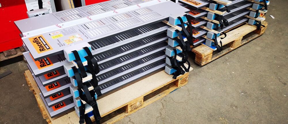 Sopro, Racofix, Baumarkt, Fugenschwinger, Serienfertigung, Werkstatt, Produktion, ISINGERMERZ, Verkaufsförderung, Regalstopper, Produktdisplays