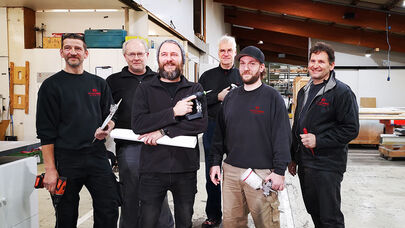 Isingermerz, Corona-Pandemie, Handwerk gegen Virus, Produktionsteam, Wiesbaden