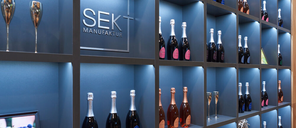 Messestand Henkell Sektkellerei, Messe Prowein, Messebau Isingermerz, Handwerk, Pop-Up-Sektmanufaktur