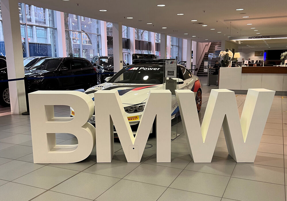 BMW, Mini, Autohaus Wiesbaden, 3D Buchstaben, Werbetechnik, Digifant, Wiesbaden, Sonderbau
