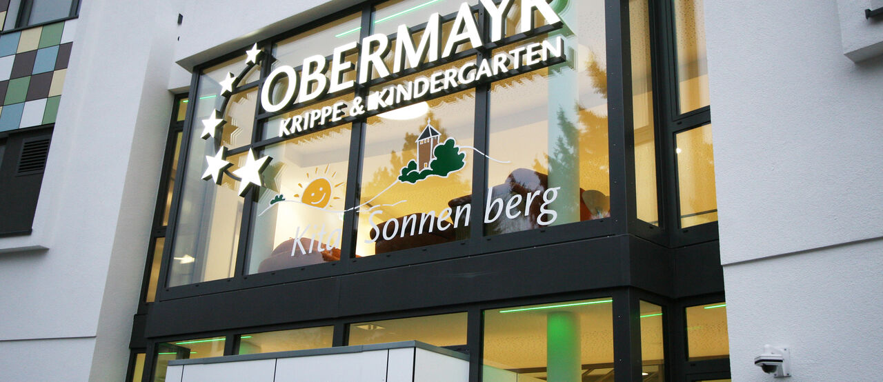 DIGIFANT Werbetechnik Gebäudebeschriftung