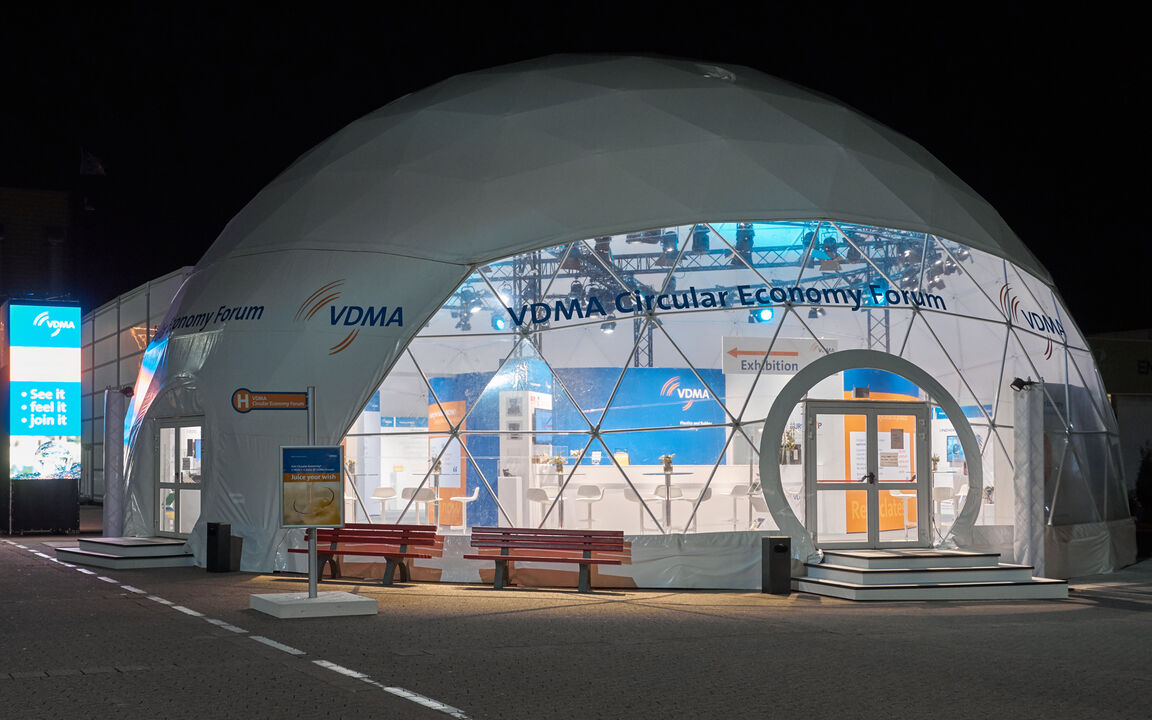 Messebau ISINGERMERZ, VDMA, Messe K, Nachhaltigkeit, Kreislaufwirtschaft, Messestand, Messestandgestaltung, Zeltkonstruktion