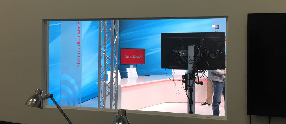 Streamed up, Mpderatortisch, Möbel, ISINGERMERZ, Schreinerei, Werkstatt, Möbelbau, Aufnahmestudio