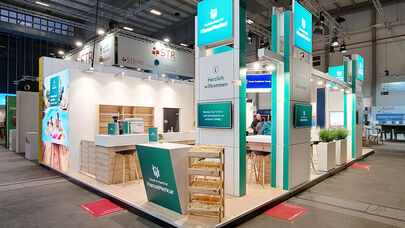 Messestand HanseMerkur, Messe ITB Berlin, Messebau ISINGERMERZ